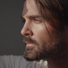 دانلود موزیک ویدئو جدید سهراب پاکزاد به نام خیالت جمع